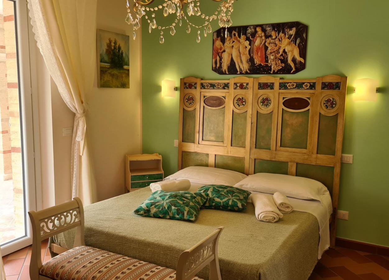 Bio Agriturismo Mare In Campagna Campofilone Eksteriør billede